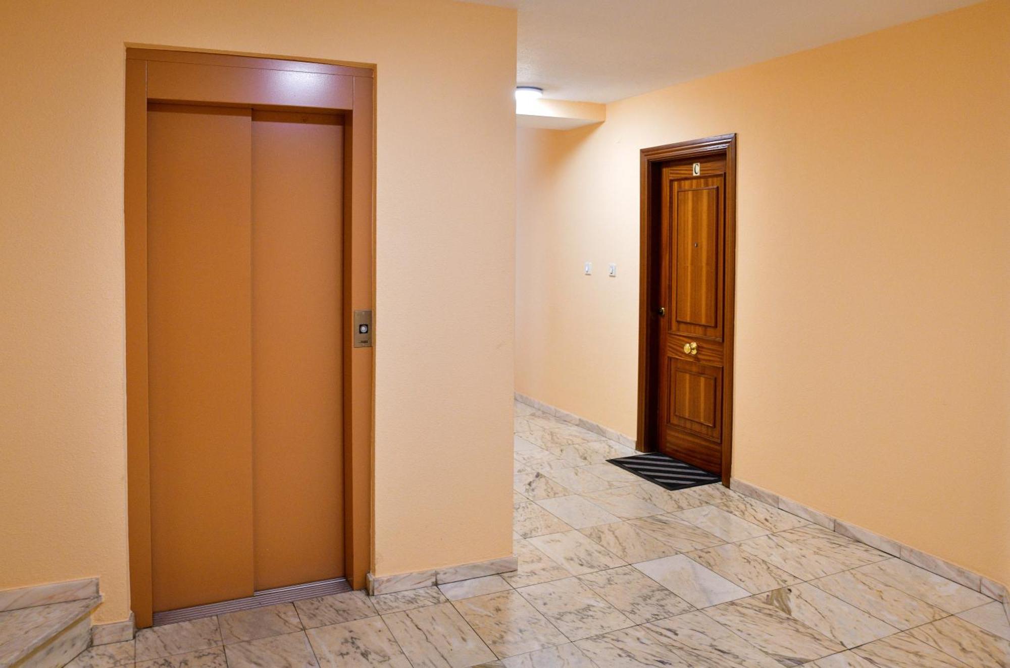 Villa Aurora La Baneza Luaran gambar