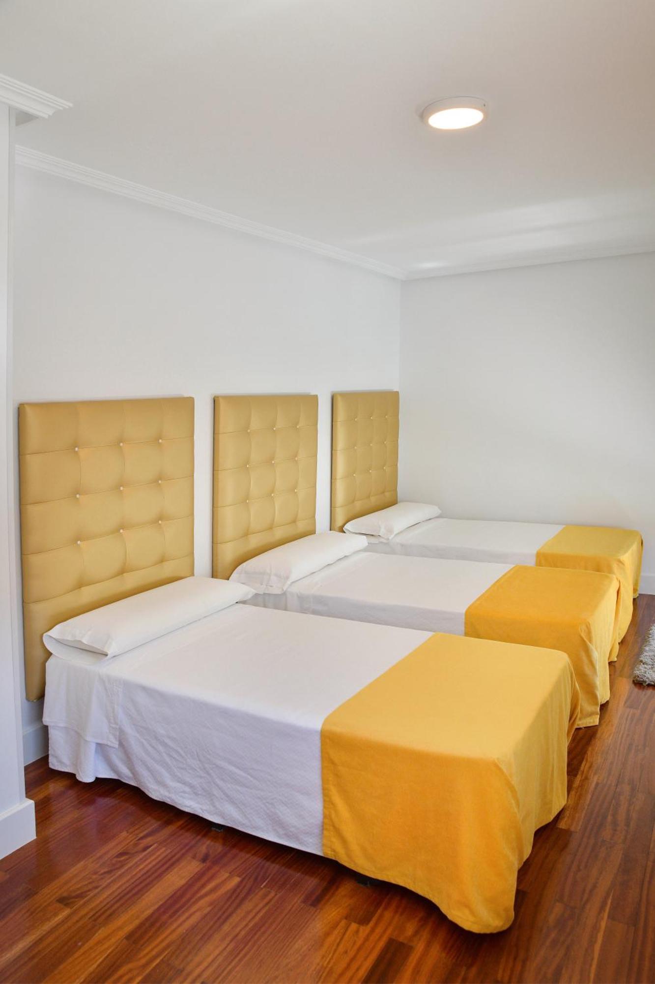 Villa Aurora La Baneza Luaran gambar