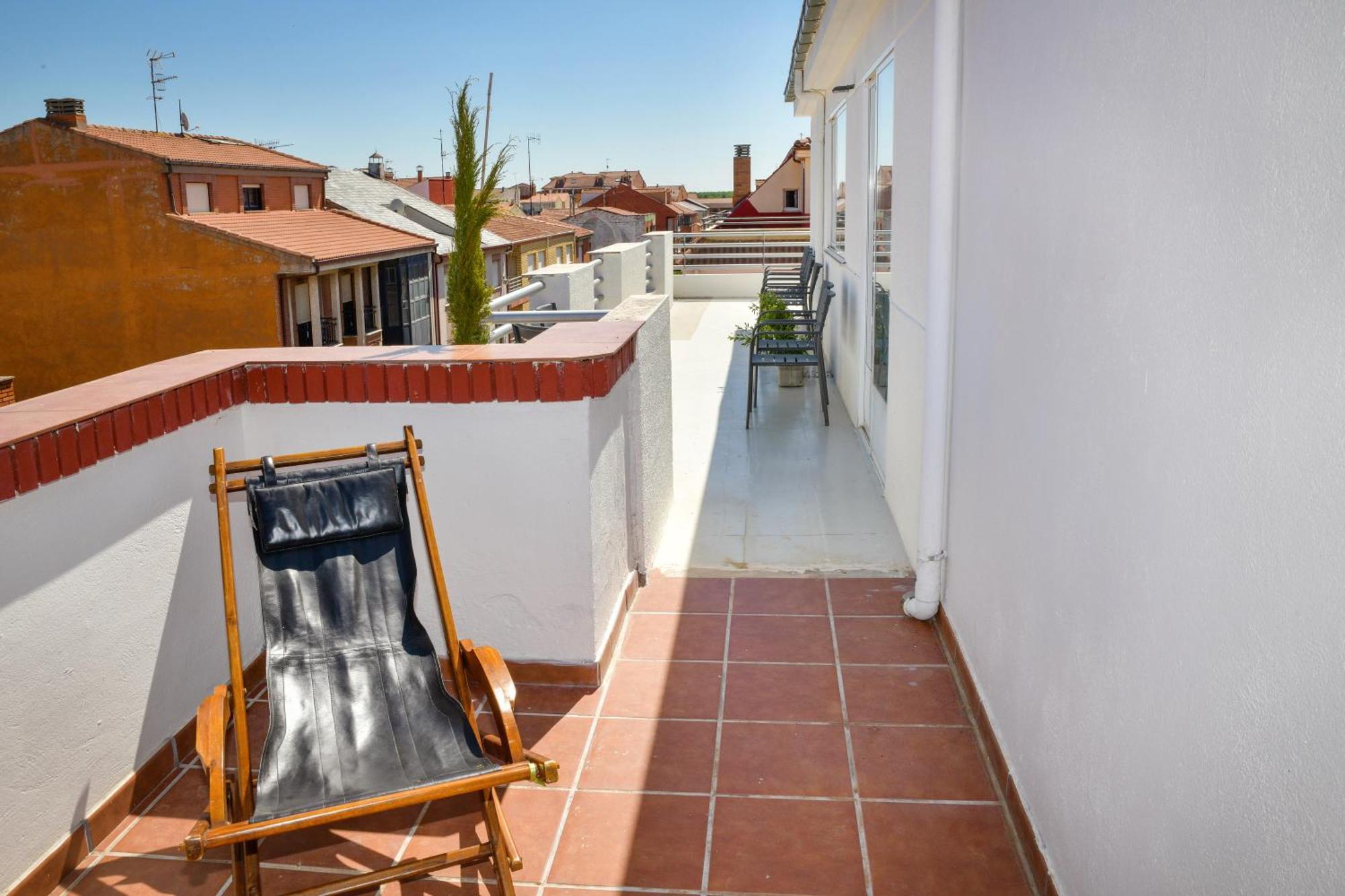 Villa Aurora La Baneza Luaran gambar